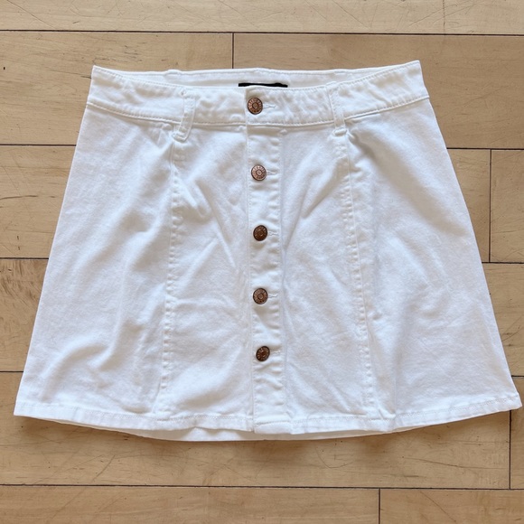 Celebrity Pink White Button Up Mini Skirt - Picture 2 of 4